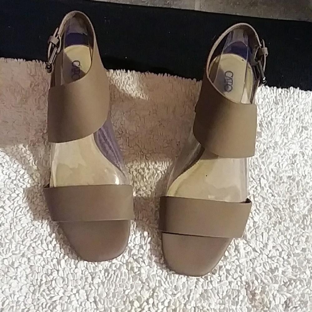 SANDALS - Picture 3 of 4